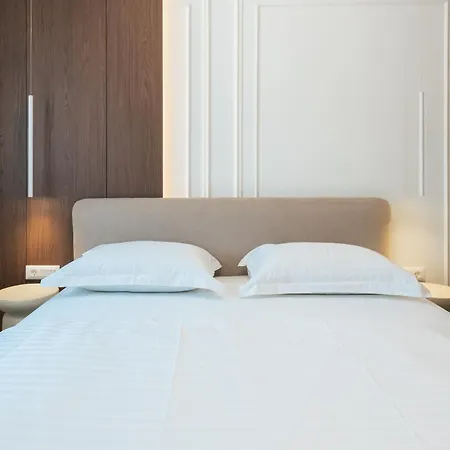 L A Ilidza By Ben&co Apartamento